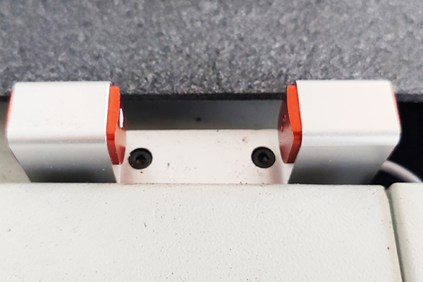 得馬裁切機(jī)激光對(duì)刀儀